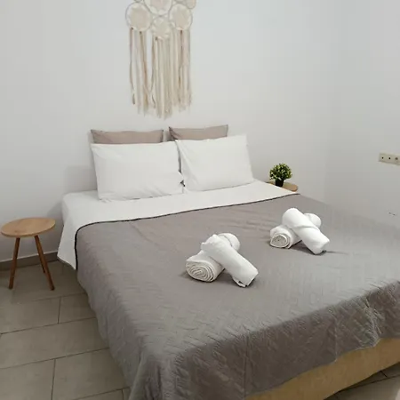 Cozy Near The Center Apartment Nea Alikarnassos